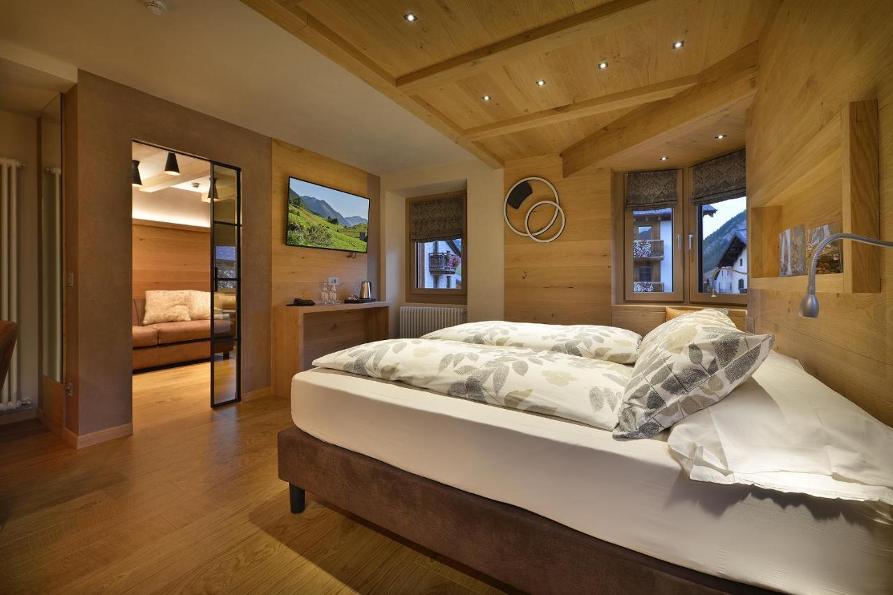 Hotel Compagnoni Livigno Exteriör bild