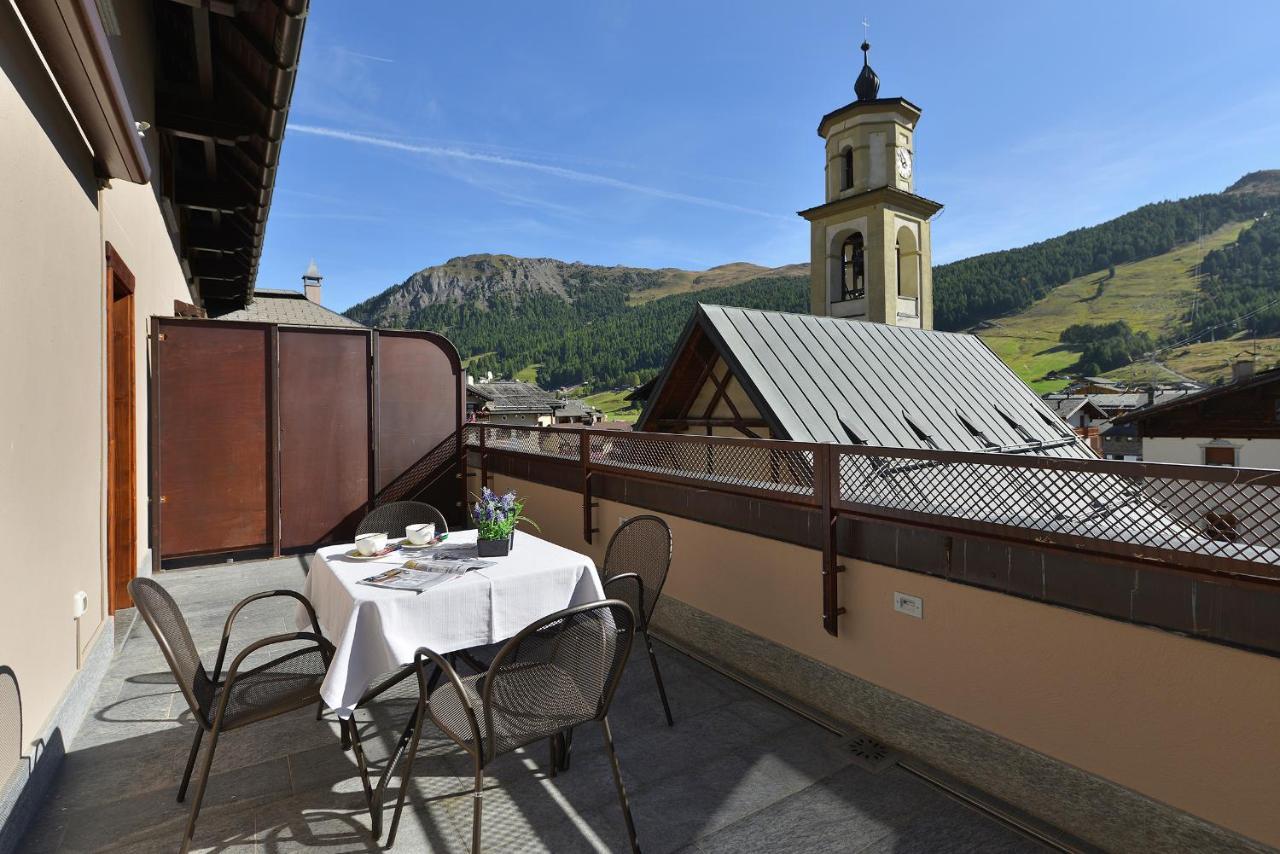 Hotel Compagnoni Livigno Exteriör bild