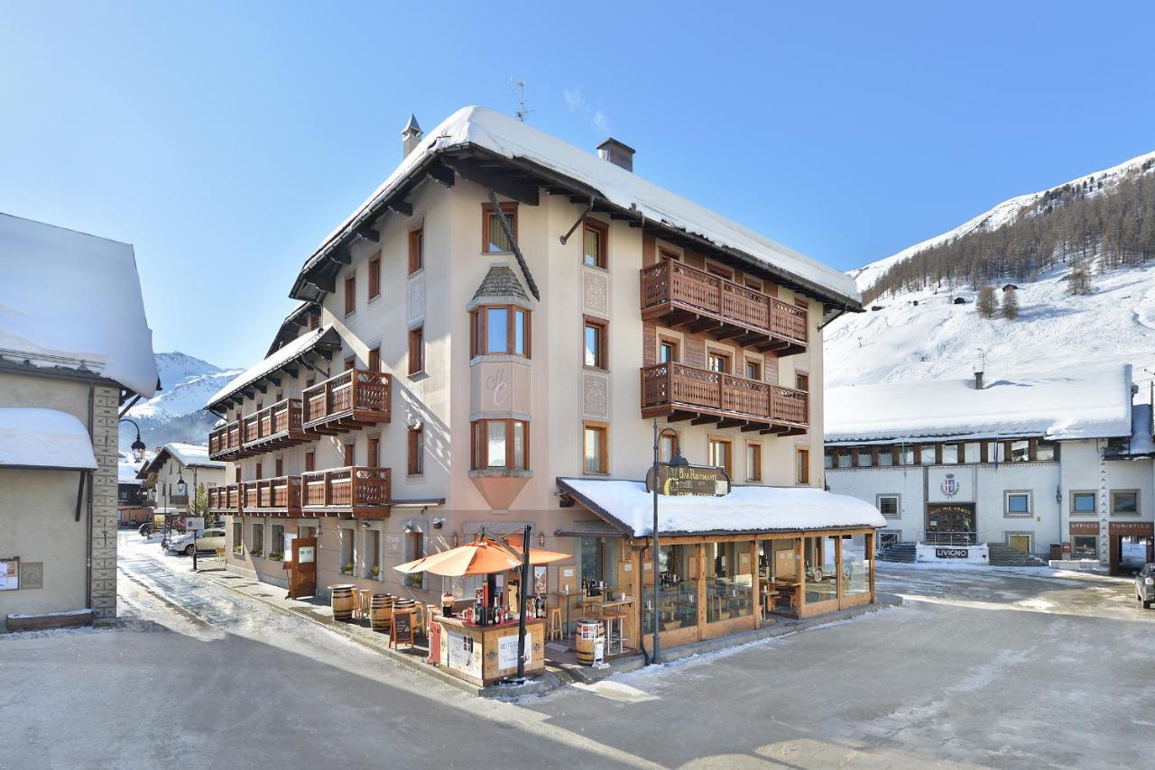 Hotel Compagnoni Livigno Exteriör bild
