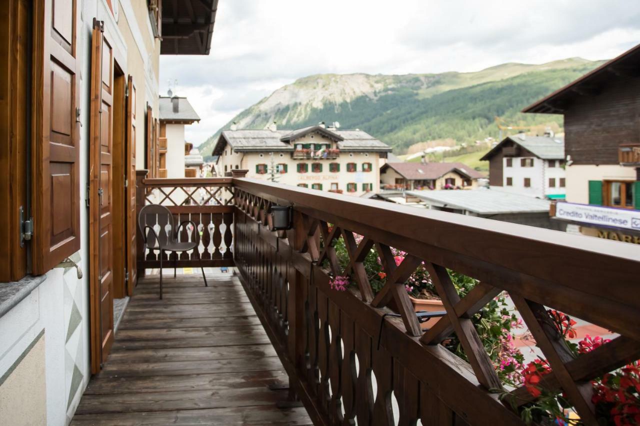 Hotel Compagnoni Livigno Exteriör bild