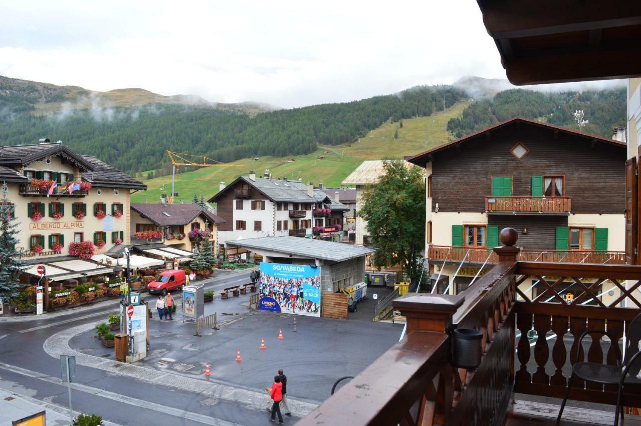 Hotel Compagnoni Livigno Exteriör bild