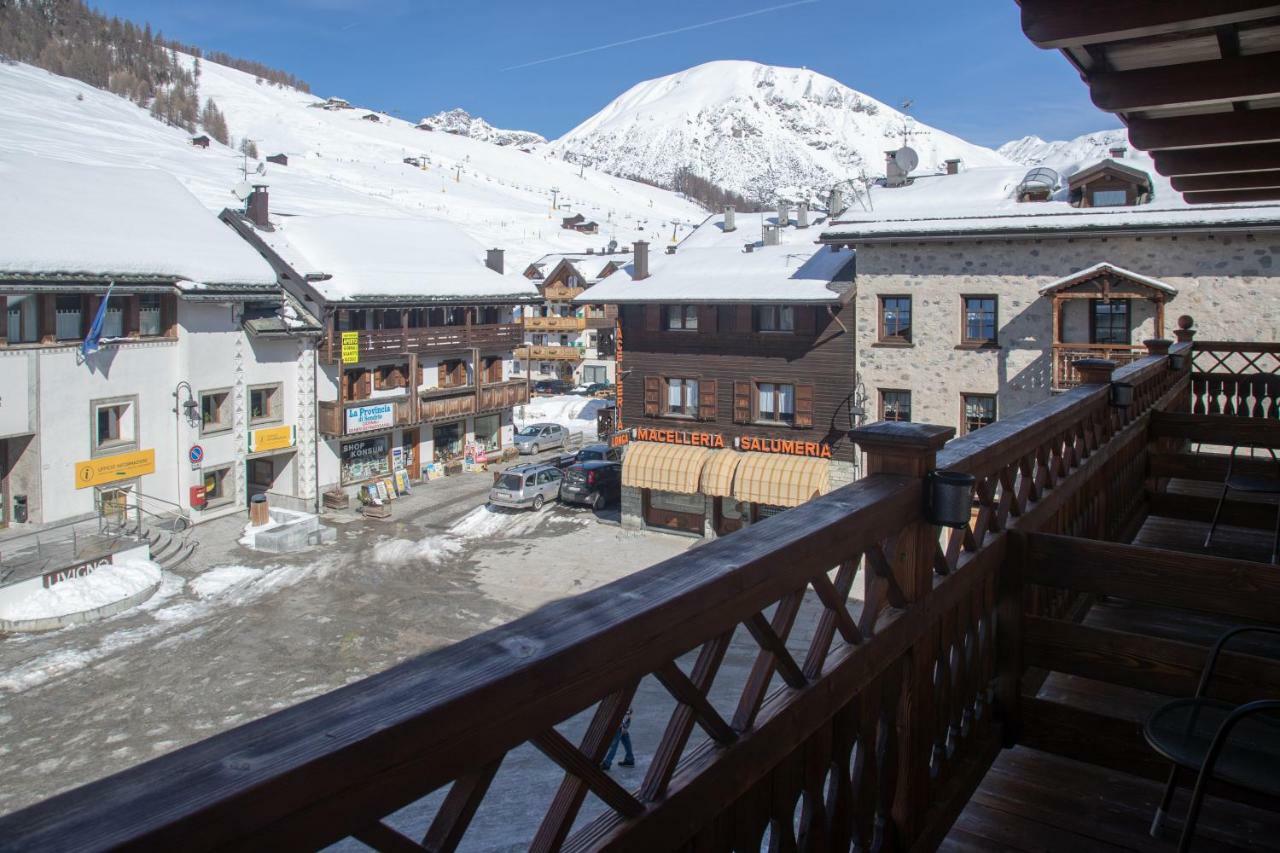 Hotel Compagnoni Livigno Exteriör bild