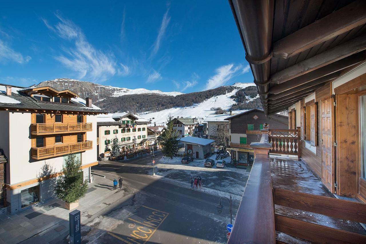 Hotel Compagnoni Livigno Exteriör bild